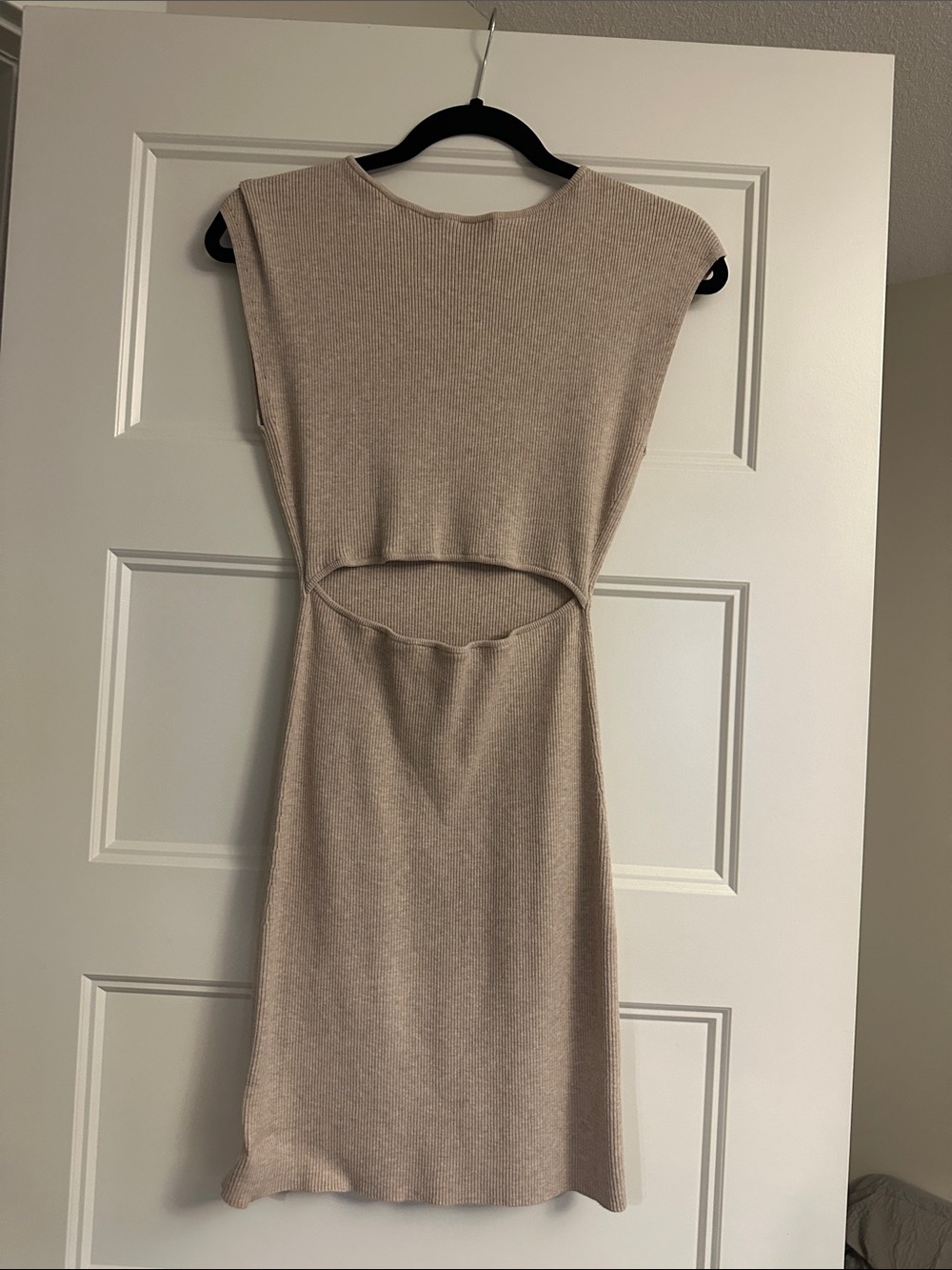 Wilfred Sleeveless Knit Midi Dress with Midriff Cutout in Beige